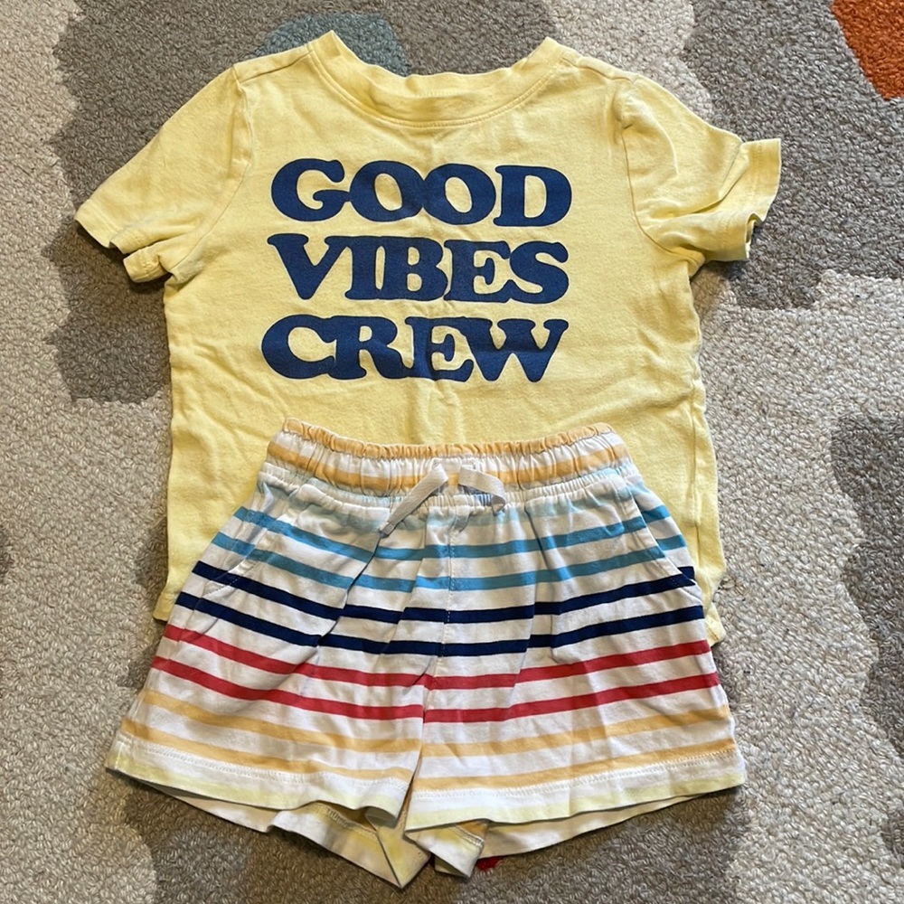 3t toddler “good vibes” outfit.